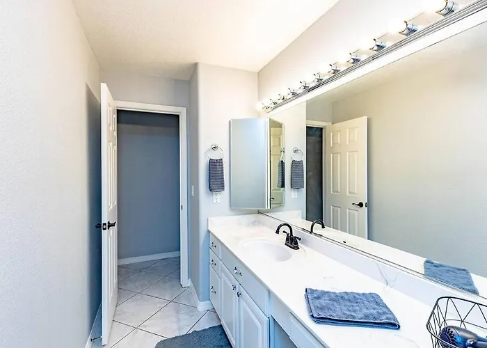 Pool Pool Table View Sleeps 24 * Lake Havasu City
