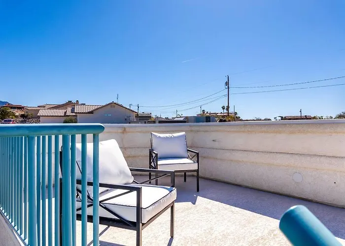 Pool Pool Table View Sleeps 24 Holiday home Lake Havasu City