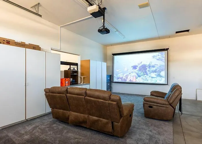 Holiday home Pool Pool Table View Sleeps 24 *