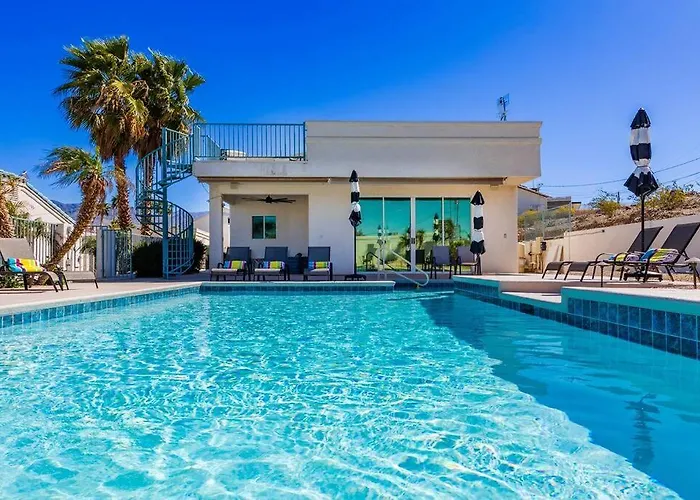 Pool Pool Table View Sleeps 24 Holiday home