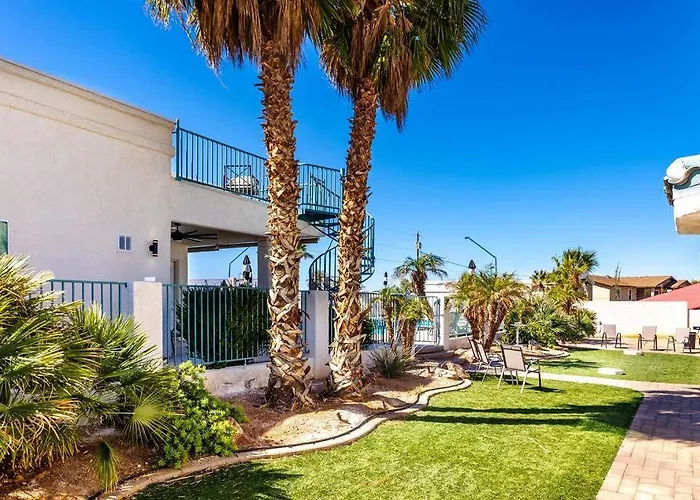 Pool Pool Table View Sleeps 24 * Lake Havasu City