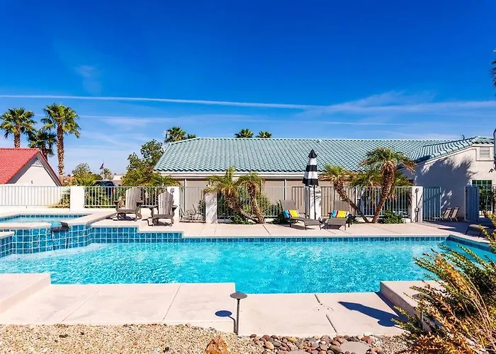Pool Pool Table View Sleeps 24 Holiday home Lake Havasu City
